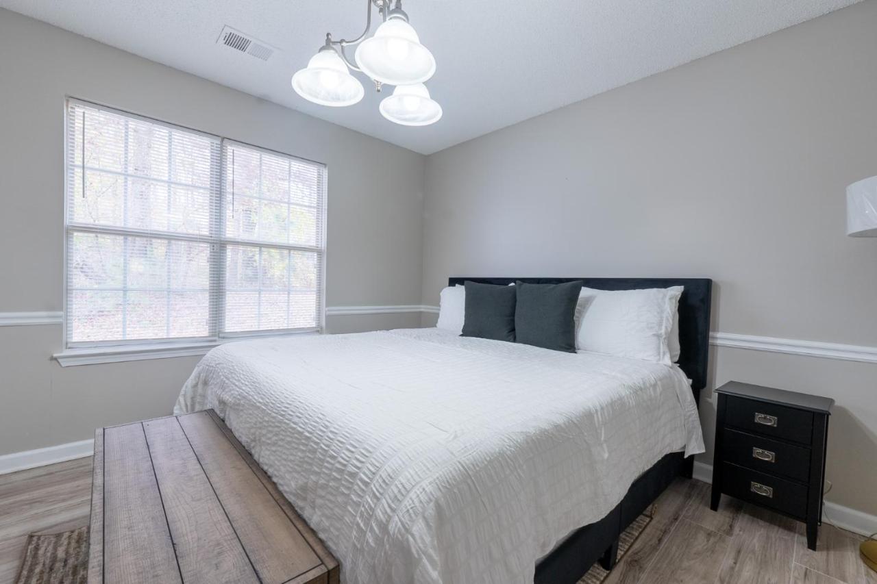 Villa Charming Suburb 20 Min To Atl! Decatur Exterior foto