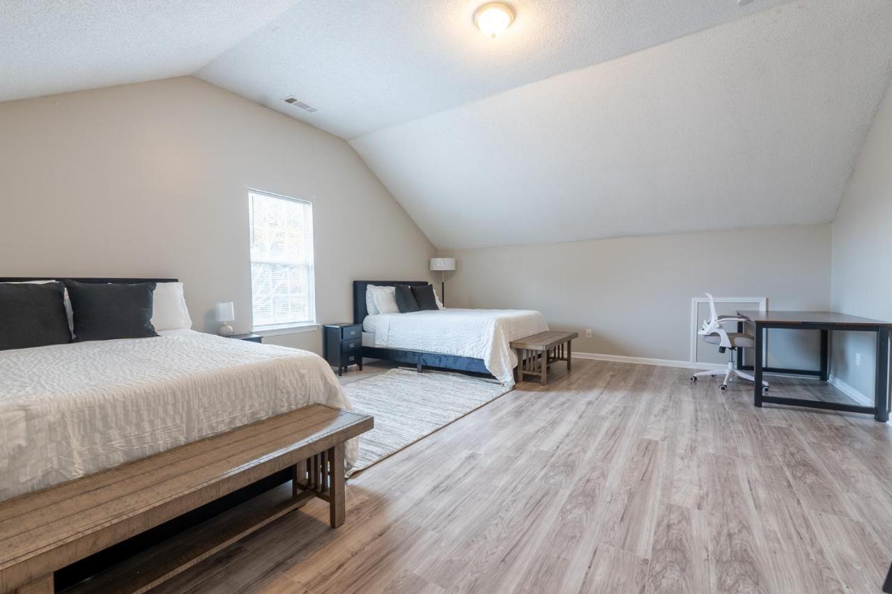 Villa Charming Suburb 20 Min To Atl! Decatur Exterior foto