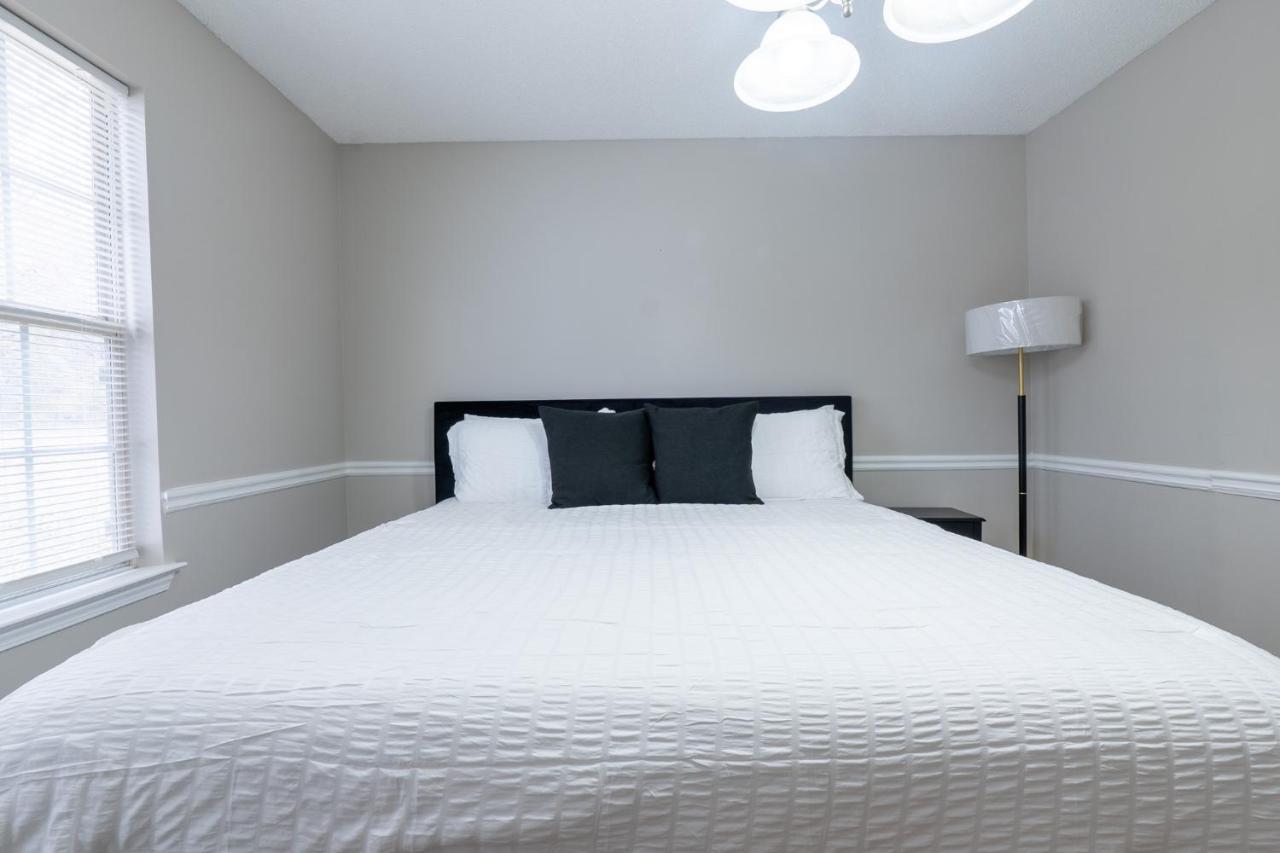 Villa Charming Suburb 20 Min To Atl! Decatur Exterior foto