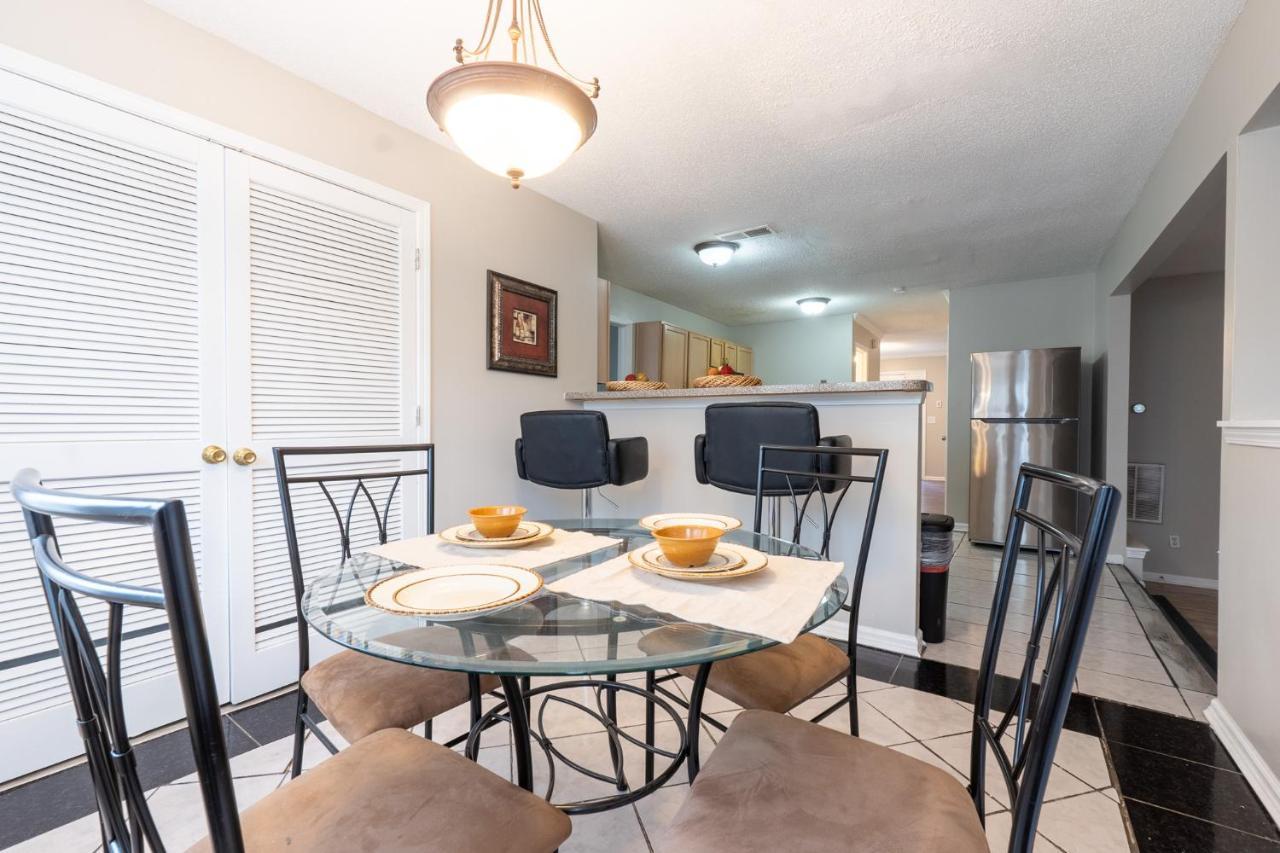 Villa Charming Suburb 20 Min To Atl! Decatur Exterior foto